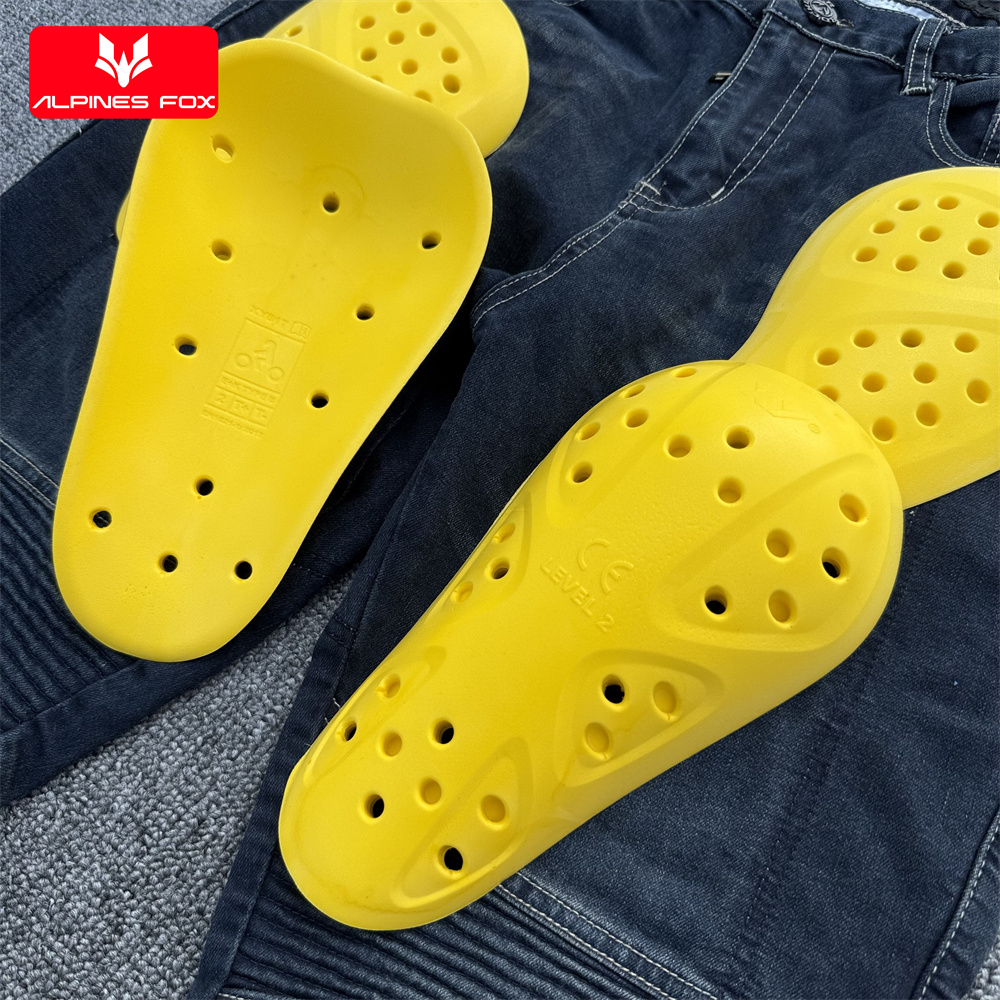 Genouillères et protections de - Motorcycle Gear Protection Levels avis et prix